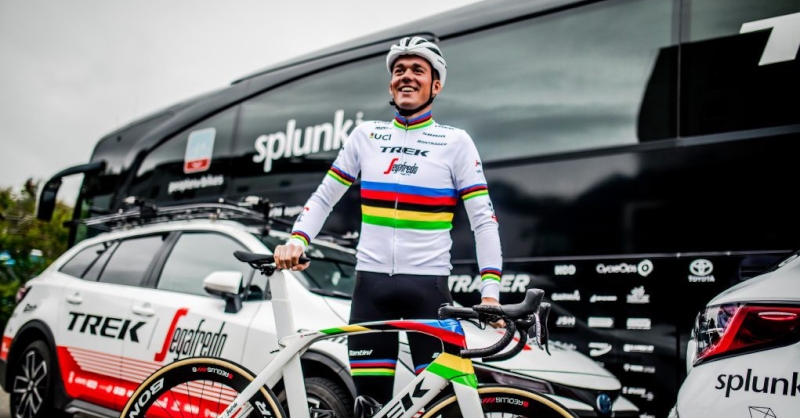 2013-ban egy leendő világbajnok és egy szupersztár csatázott a világkupában